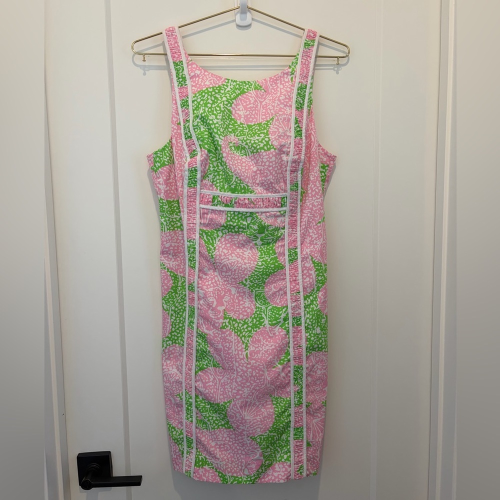 CLASSIC LILLY PULITZER LINED SUMMER DRESS. Perfect for any event! Size 2.